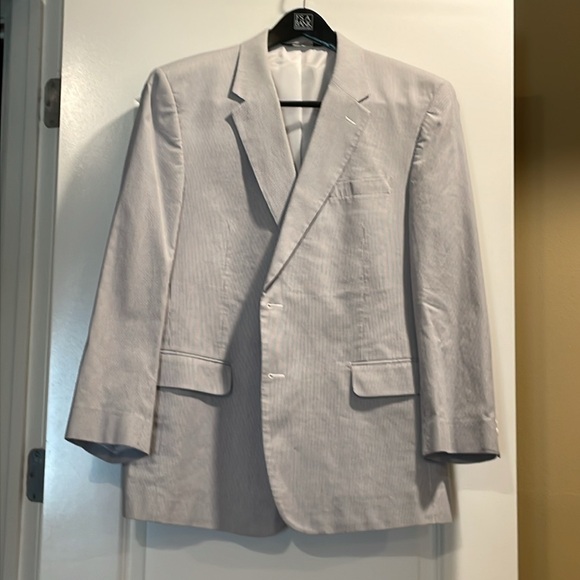 Jos. A. Bank Light Gray and White Stripe Suit Jacket size 48R - Picture 12 of 12
